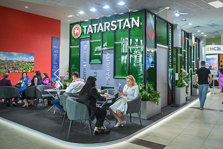 В 2024 году Татарстан представил стенд площадью 72 кв. м и подписал 7 соглашений, 6 из которых заключила ассоциация «Промышленный кластер РТ». Прямо скажем, негусто