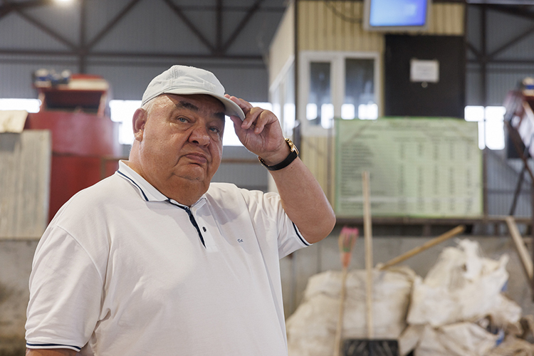 В беседе с «БИЗНЕС Online» руководитель «Цильны» Барис Аппаувич раскрыл секрет успехов компании: «Чередование культур, внесение удобрений, выполнение оптимального комплекса агротехнических мероприятий позволяют ежегодно получать высокие урожаи сельхозкультур и создавать оптимальные условия для сохранения и наращивания плодородия почвы и повышения урожайности»