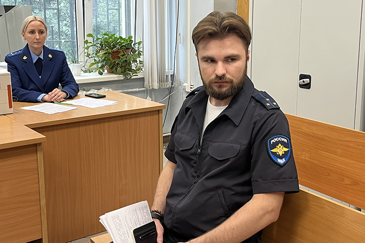 По словам Афонина, причастность к преступлениям подтверждают потерпевшие и документы, изъятые в ходе обысков