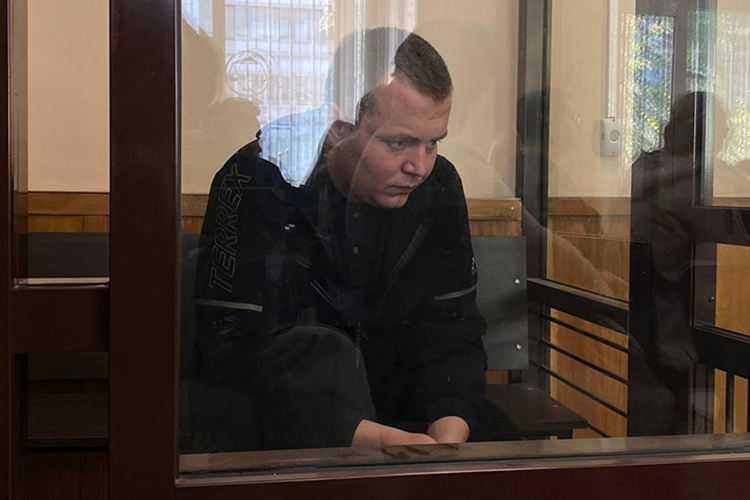 В Вахитовском районном суде Казани стартовал процесс по делу Евгения Крусева