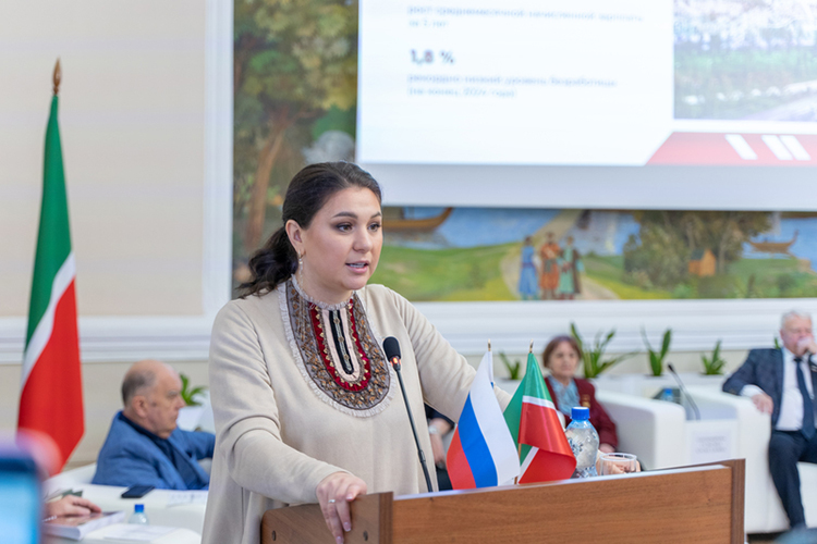 Талия Минуллина: «К нам люди со всей России едут, потому что качество жизни высокое, устраиваются на наши предприятия. А сколько общежитий мы сейчас строим!»