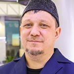 Расул Тавдиряков — мусульманский блогер, автор телеграм-канала «Мулла из-за угла»