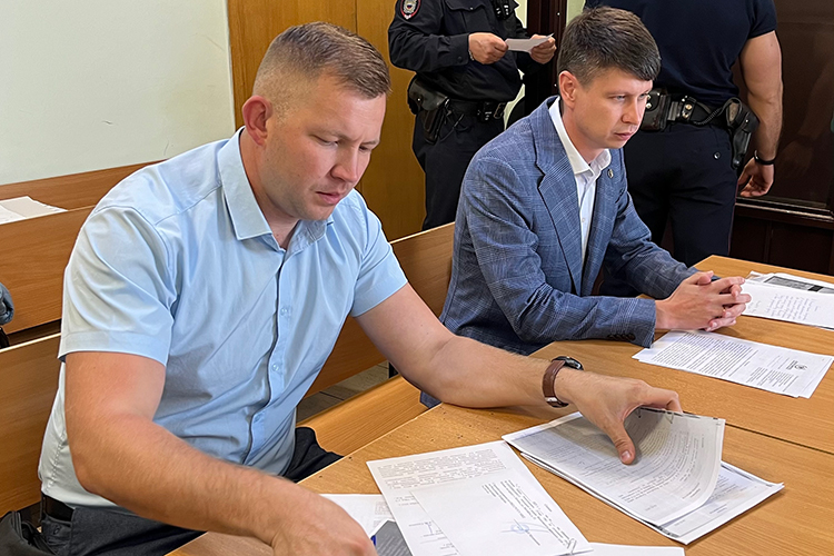 Следователь попросил продлить срок содержания под стражей фигуранту до 17 декабря