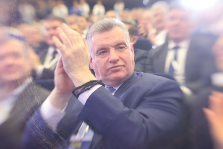 «Интервидение» — это конкурс планетарного масштаба, в котором принимают участие многие великолепные, знаковые исполнители из многих стран мира», — заявил накануне глава ЛДПР Леонид Слуцкий