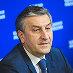 Айрат Фаррахов — депутат Госдумы, член комитета по бюджету и налогам