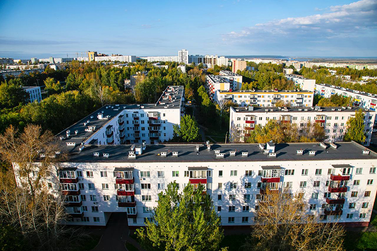 «У нас ведется работа по цифровому Нижнекамску — концепция умного города. Мы занимаем в России 6-е место по цифровизации, 3-е место занимает город Казань»