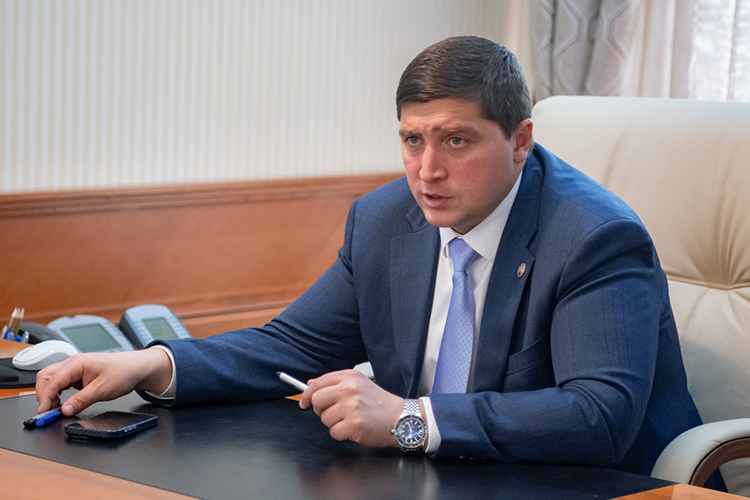 «Я вообще за стабильность, за систему. Пиар-акции какие-то — это не мой подход»