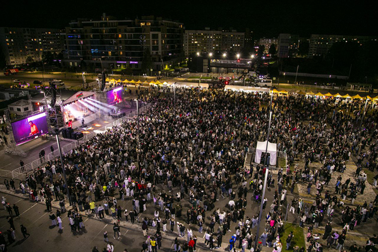 59-й день рождения Нижнекамска отметили 30 тыс. нижнекамцев и гостей города