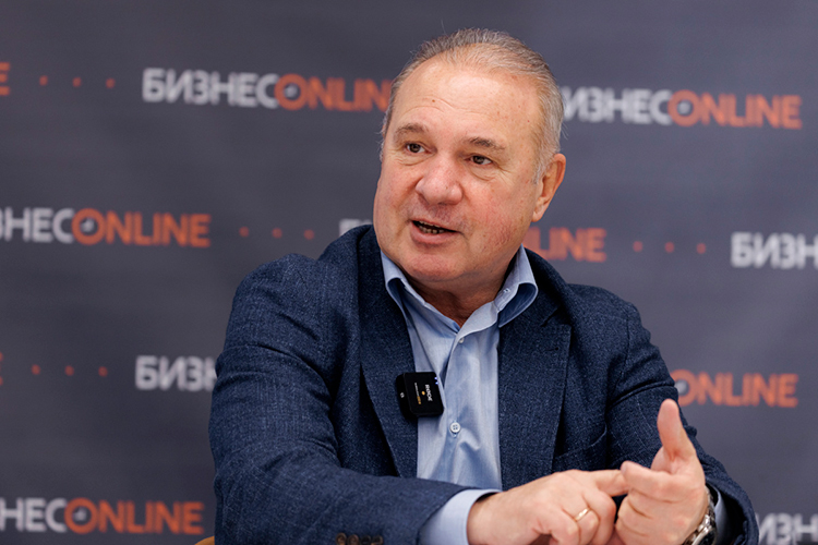 Председатель совета директоров ООО «УК «ТрансТехСервис» Вячеслав Зубарев ответит на вопросы читателей «БИЗНЕС Online»