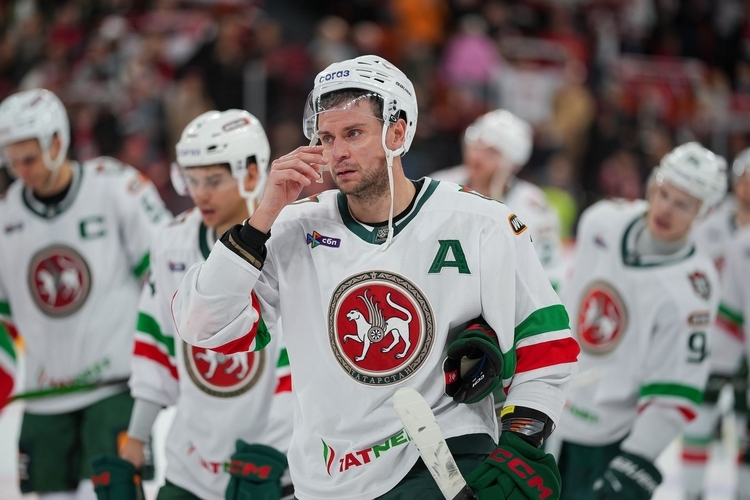 «Ак Барс» проиграл «Автомобилисту» со счетом 1:4