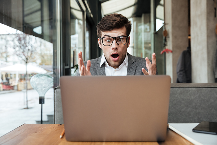 Для IT-отрасли отменяют льготы по уплате страховых взносов и налога на добавленную стоимость (НДС) при продаже программного обеспечения (ПО) из реестра минцифры
