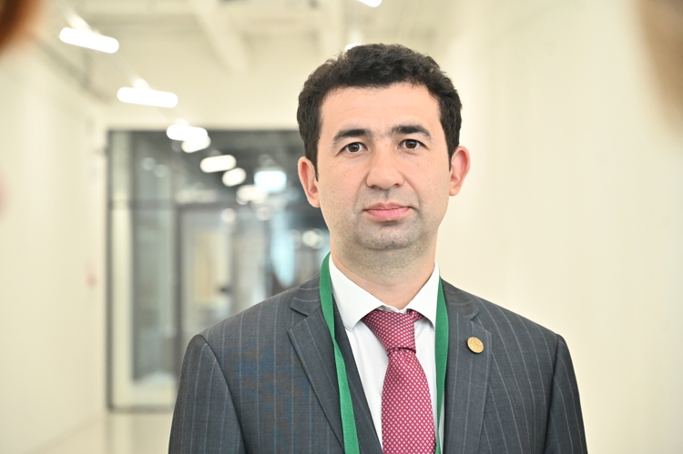 По словам Азата Лутфуллина, у «Татнефти» накоплен большой арсенал инструментов работы с трудноизвлекаемыми запасами
