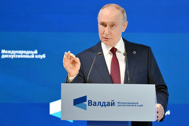 Каков сегодняшний мир, по Путину? В нем все меняется быстро и кардинально, нет ничего предопределенного, нужно быть готовыми «к чему угодно»