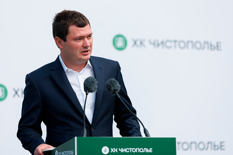 Одним из героев торжественного собрания в «Казань Экспо» был Альберт Хуснуллин