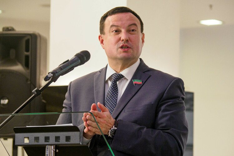 Игорь Бикеев