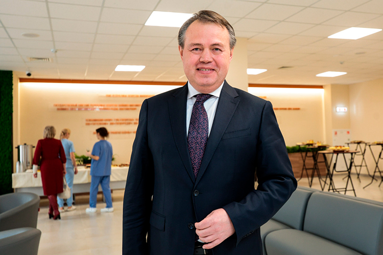 «Прошел проверку на терпение и стойкость»: Альмир Абашев – новый шеф минздрава Татарстана