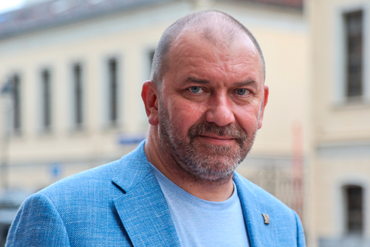 Александр Казаков: «Путин считает, что Европа лишилась ценностного суверенитета, сама от него отказалась. Это привело к тому, что Европа потеряла шанс в глобальной конкуренции»