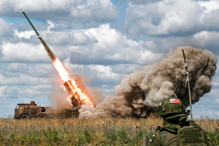 Неделя СВО: битва под Покровском, штурм Купянска и военный совет Путина с Генштабом