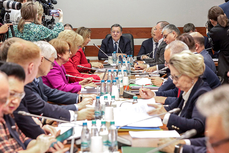 Законопроект о федеральном бюджете на 2026 год и плановый период Госдума рассмотрит в первом чтении уже на следующей неделе, 22 октября