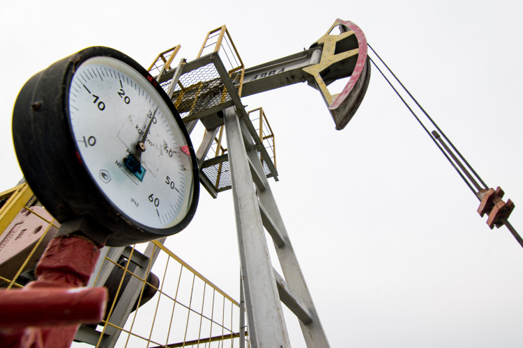 Российские компании нефтегазового и нефтеперерабатывающего сектора «работают с напряжением», и минфин не планирует повышать для них налоговую нагрузку