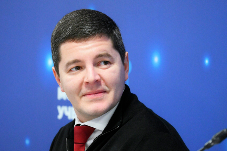 Дмитрий Артюхов заметил, что нефть и газ дают больше всего средств для бюджета, но признал, что в стимулировании нужен баланс