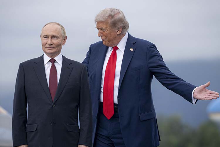 «Когда Трамп понимает, что дело пахнет керосином, он говорит с Путиным…»