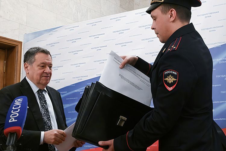 Иван Грачев: «В новом бюджете РФ заложены решения, которые ухудшают экономические перспективы страны»