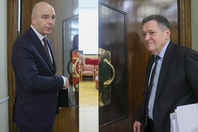 В середине года власти скорректировали бюджет на 2025-й, увеличив расходную часть на 829 млрд рублей, и львиную долю — 279 млрд рублей — составили допзатраты на льготную ипотеку