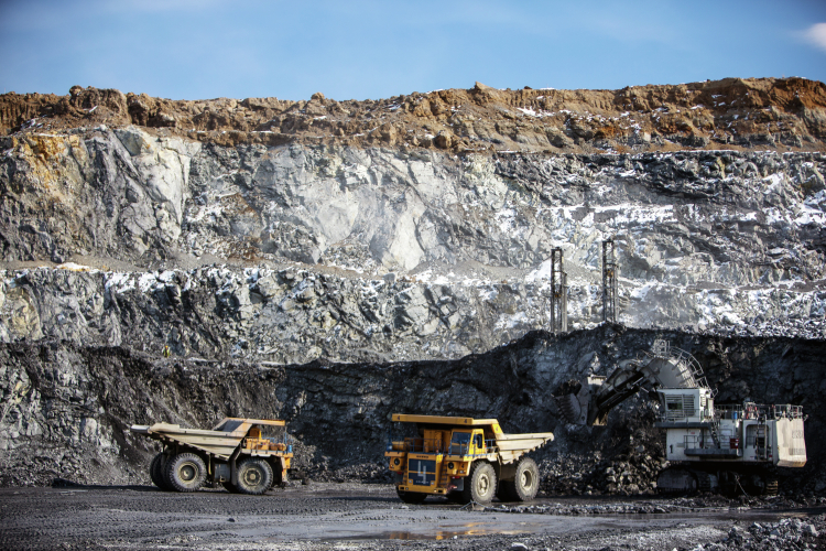 Крупнейшая российская золотодобывающая компания «Полюс» оказалась под запретом. По состоянию на 2024 год «Полюс» занимает четвертое место в мире по объему добычи золота Крупнейшая российская золотодобывающая компания «Полюс» оказалась под запретом. По состоянию на 2024 год «Полюс» занимает четвертое место в мире по объему добычи золота