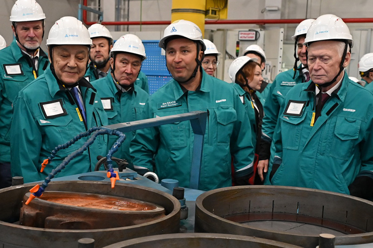 «Сопротивляемся, царапаемся!»: Марат Фаляхов о стойкости нефтехимии