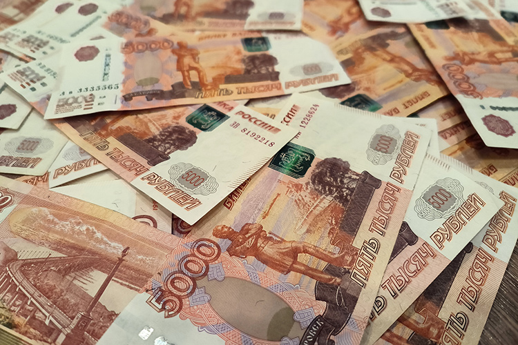 Общая сумма, взысканная в пользу различных категорий взыскателей, в 2024 году составила 1,3 трлн рублей Общая сумма, взысканная в пользу различных категорий взыскателей, в 2024 году составила 1,3 трлн рублей