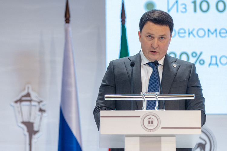 Марат Айзатуллин: «С учетом сложившейся ситуации в экономике, после завершения льготной программы [под 8%] и повышения ключевой ставки, начиная с июня 2024 года, наблюдается снижение объема ипотечных сделок»,