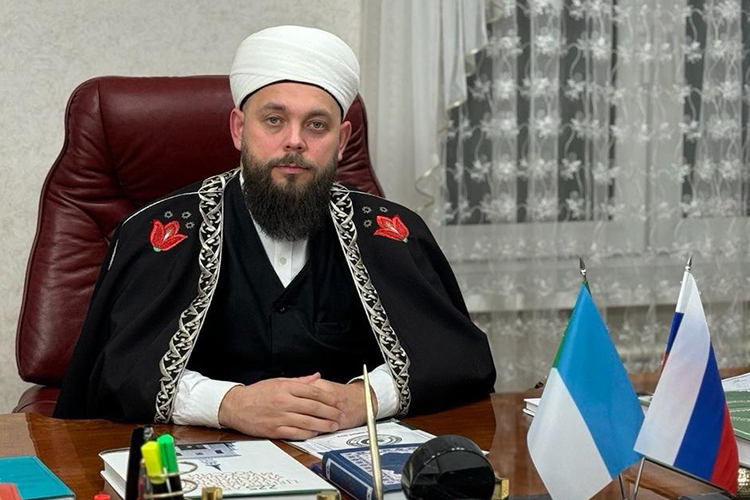 «Казань узнают по мечети Кул Шариф, а на Дальнем Востоке подобного символа ислама нет»