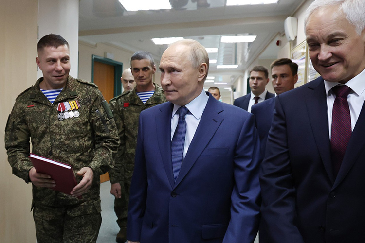 «У России есть серьезные карты»: что стоит за испытаниями ядерного «Посейдона»?