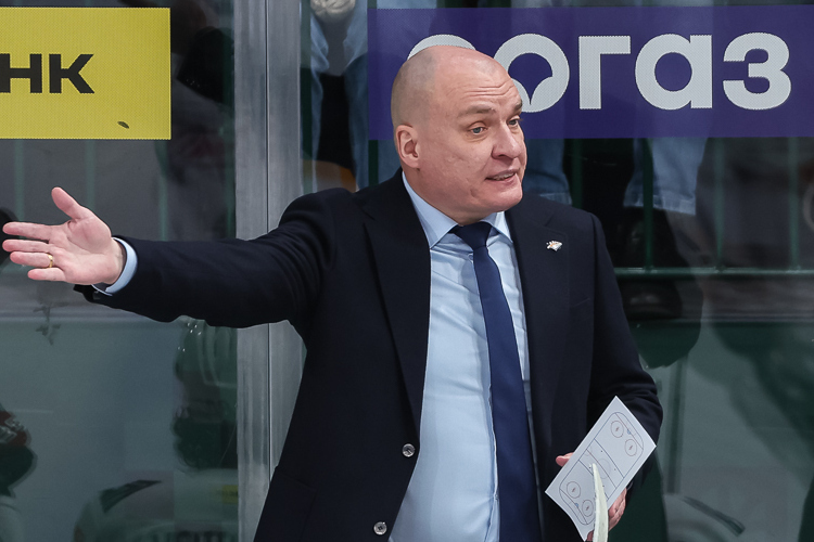 Андрей Разин: «Страшновато с Тутберидзе разговаривать» Андрей Разин: «Страшновато с Тутберидзе разговаривать»