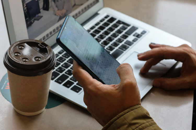 Самозанятые были включены в периметр поддержки в рамках нацпроекта по МСП. Однако сейчас, когда приоритеты сместились, акцент делается не на общей цифре в 14 миллионов зарегистрированных самозанятых, а на реально активных гражданах Самозанятые были включены в периметр поддержки в рамках нацпроекта по МСП. Однако сейчас, когда приоритеты сместились, акцент делается не на общей цифре в 14 миллионов зарегистрированных самозанятых, а на реально активных гражданах