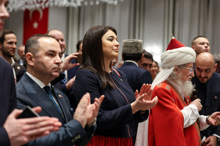 Талия Минуллина: «Если мы поднажмем там, где у нас резервы (исламские финансы), то Турция будет еще больше инвестировать» Талия Минуллина: «Если мы поднажмем там, где у нас резервы (исламские финансы), то Турция будет еще больше инвестировать»