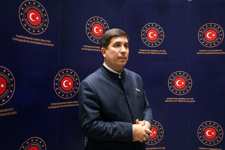 Данис Шакиров: «Наши взаимоотношения теплые, связи с каждым годом только укрепляются будь то в культурном, экономическом или ином направлении» Данис Шакиров: «Наши взаимоотношения теплые, связи с каждым годом только укрепляются будь то в культурном, экономическом или ином направлении»