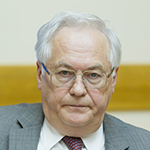 Роберт Нигматуллин — научный руководитель Института океанологии РАН имени П. П. Ширшова, академик РАН