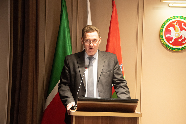 Депутаты горсовета единогласно проголосовали за отставку. Сам Конков, к слову, на заседание по своей отставке даже и не явился Депутаты горсовета единогласно проголосовали за отставку. Сам Конков, к слову, на заседание по своей отставке даже и не явился