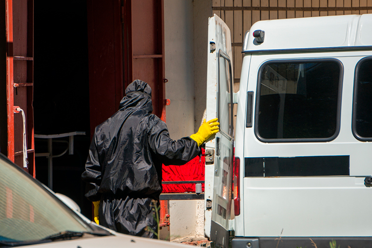 «Каждое заболевание имеет свою форму, проявление, и здесь наша роль очень важна. Особенно эта роль была заметна в период пандемии ковида. Кстати, патологоанатомы одними из первых забили тревогу в отношении этого заболевания»