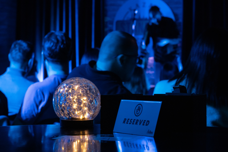 «Одна из основных целей стендап-концерта в том, чтобы людям просто стало легче, чтобы в следующий раз, когда они подумают обо всем этом, они не ругали себя»