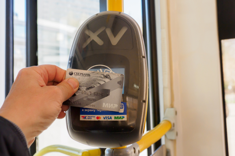 Другая оценка для электротранспорта: предложенный тариф для метро, трамваев и троллейбусов ниже себестоимости перевозки одного пассажира, которая подобралась к 78 рублям, а экономически обоснованный — уже в районе 80–82 рублей