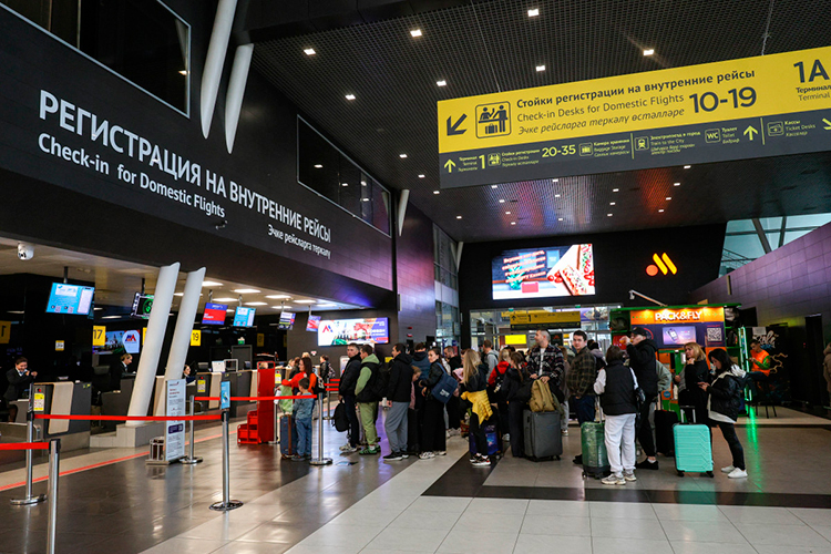  Сами казанцы тоже не сидят дома и охотно отправляются в поездки. Среди популярных направлений — традиционные Эмираты, Египет, Таиланд и Вьетнам. Однако зарубежные маршруты все же уступают по популярности внутренним — Москве и Санкт-Петербургу 