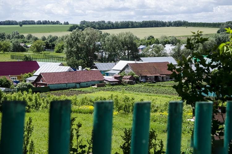 Небольшие районы, которые могут пойти под «слияние и поглощение», появились на волне парада суверенитетов 90-х годов, к примеру, Атнинский район появился в октябре 1990-го, недавно отметив 35 лет со дня образования муниципалитета