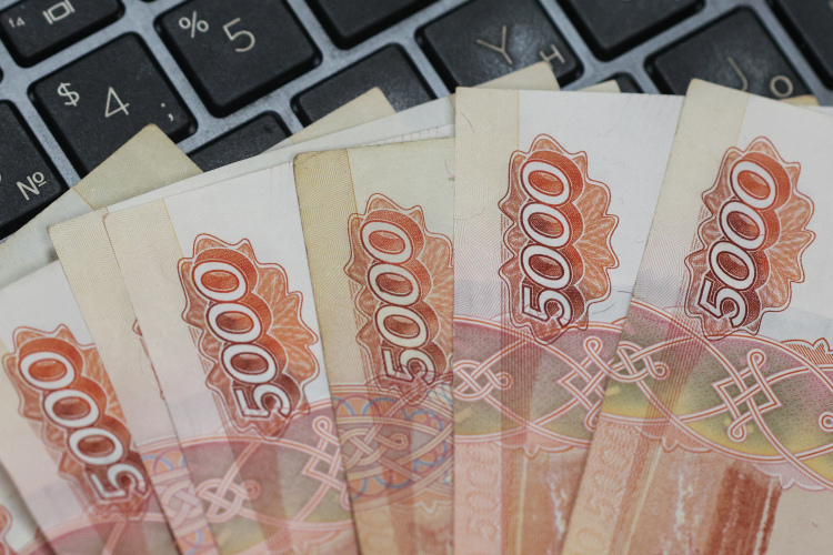 В то время пока оба Фаттаховых были на госслужбе, они купили имущество минимум на 16 млн рублей, посчитали надзорные органы