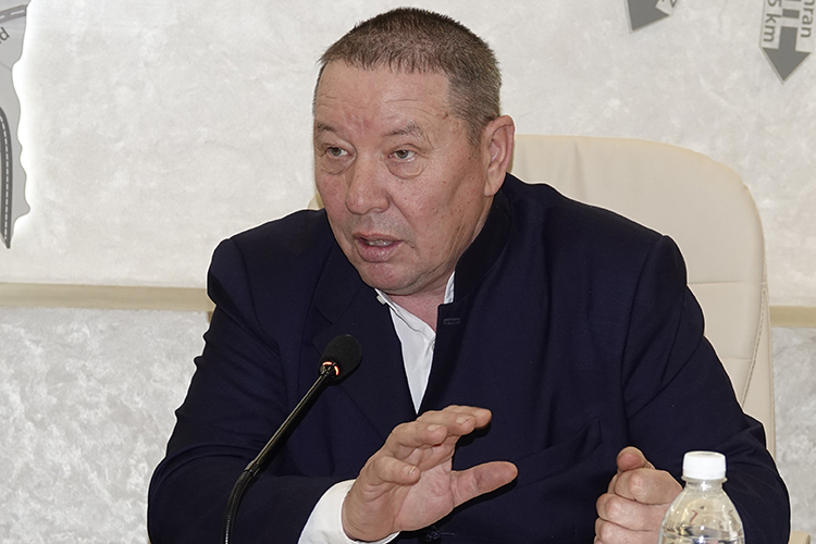 Председатель сельхозкооператива «Агро Лидер» Ирек Хамадишин говорит, что создание породы — это дело всей его жизни