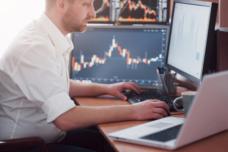 Александр Виноградов о риске «пузыря» в техсекторе: «Прослеживается нотка иррационального оптимизма»