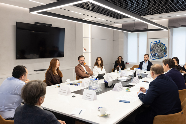 «Мы видим, что девелопмент зашел, заложенные инженерные сети функционируют. Движение есть», — оценивали эксперты круглого стола «БИЗНЕС Online» состояние Адмиралтейки в преддверии «перезагрузки» локации