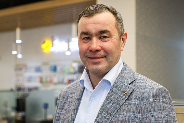 Анвар Шахмаев: «bee START — это связь, которая живет вместе с вами. Всегда доступна необходимая база услуг связи, а дополнительные опции вы подключаете по мере необходимости»